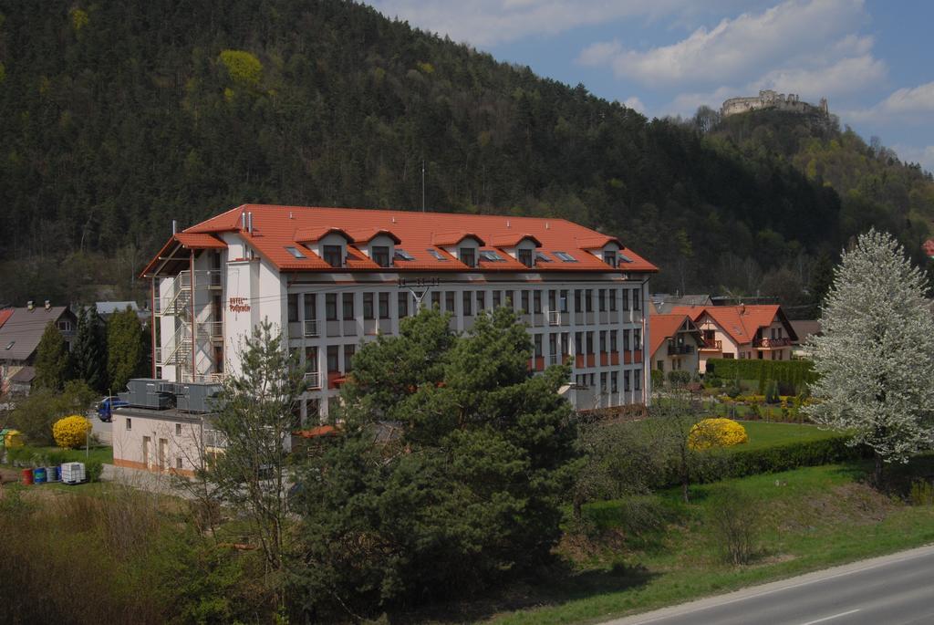 Hotel Podhradie Povazska Bystrica Bagian luar foto