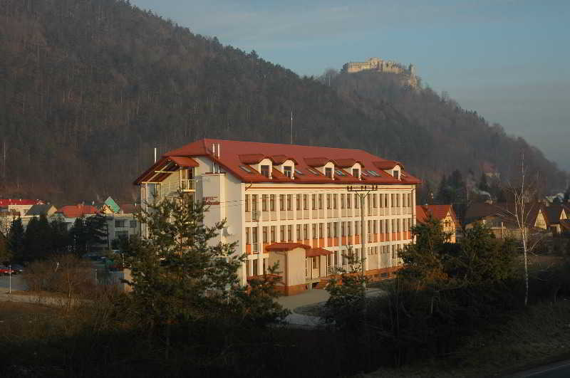 Hotel Podhradie Povazska Bystrica Bagian luar foto